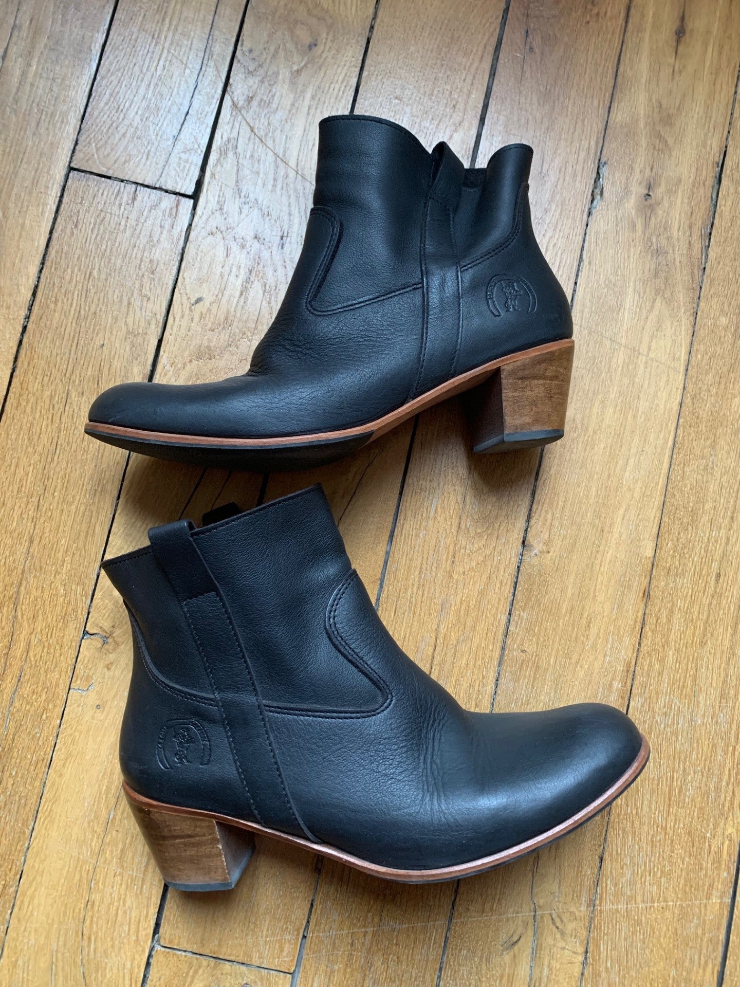 Cély soft black ankle boots size 42 - Excellent condition