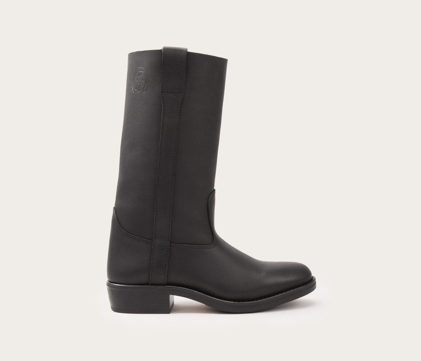 botte camarguaise, gardian, guardianne, guardian, pour le gardian, french cowboy boots, botte française, made in France, fabriquant de botte, fabriquant français chaussure, chaussures bottes noire, un pied botte de travail, botte guardianne, botte gardianne, botte de guardian