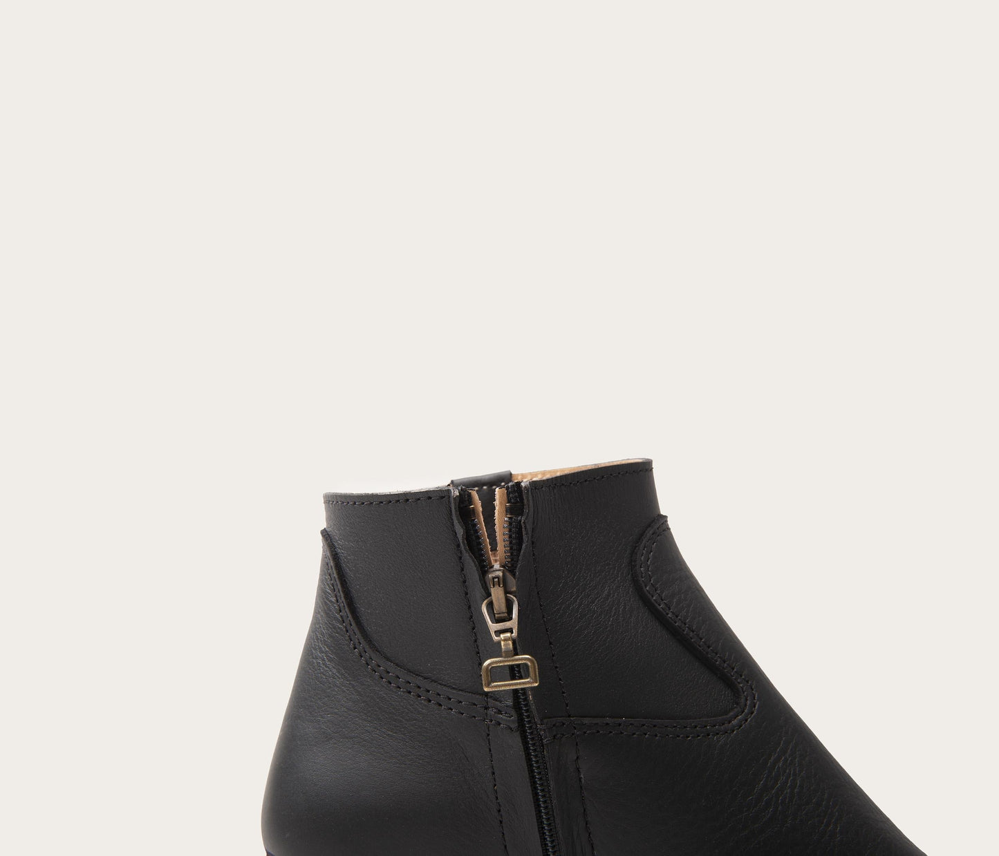 Gil Women's Soft Black Boot