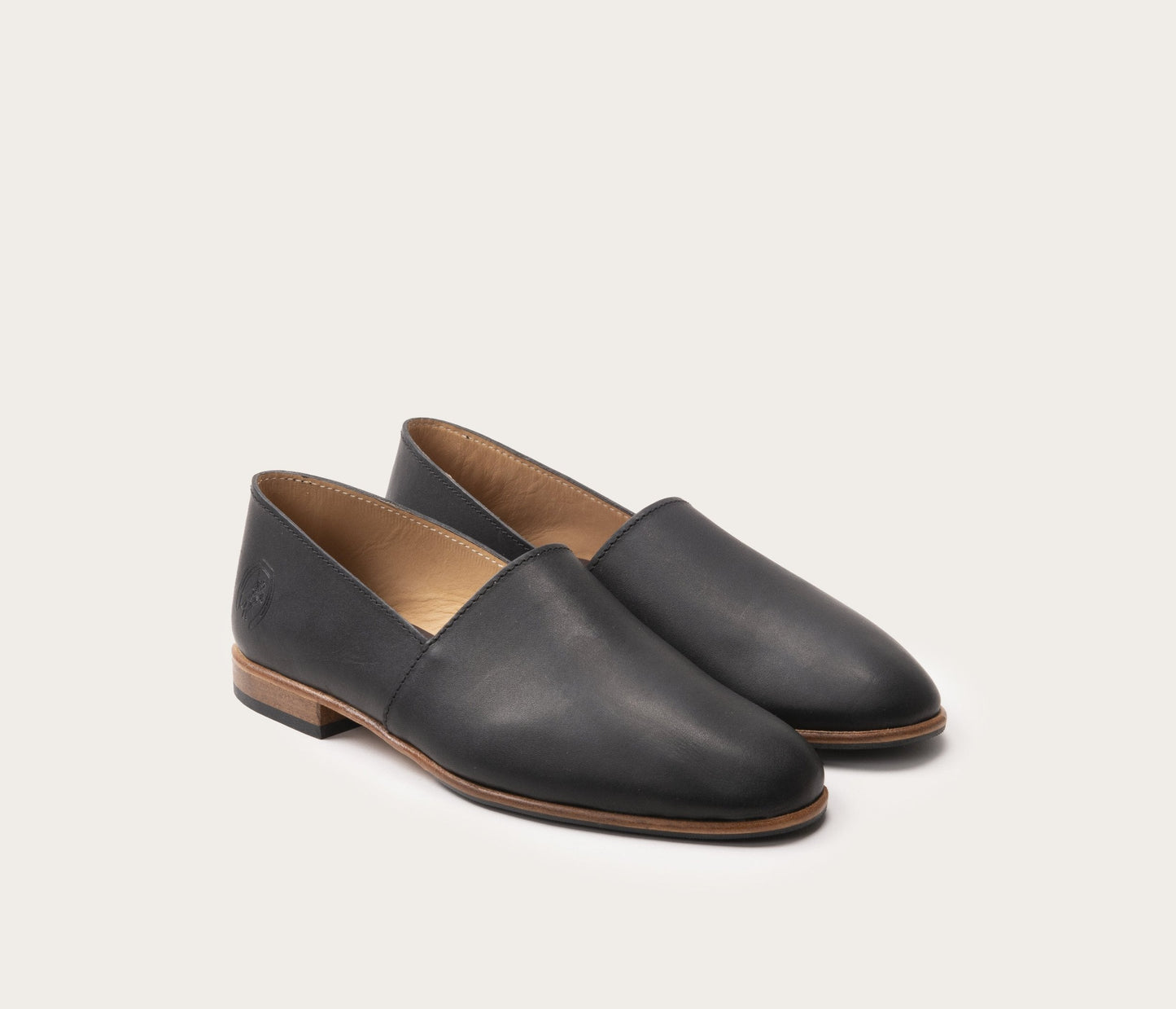 mocassins noirs, mocassin homme, mocassin noir en cuire, mocassins cuir lisse