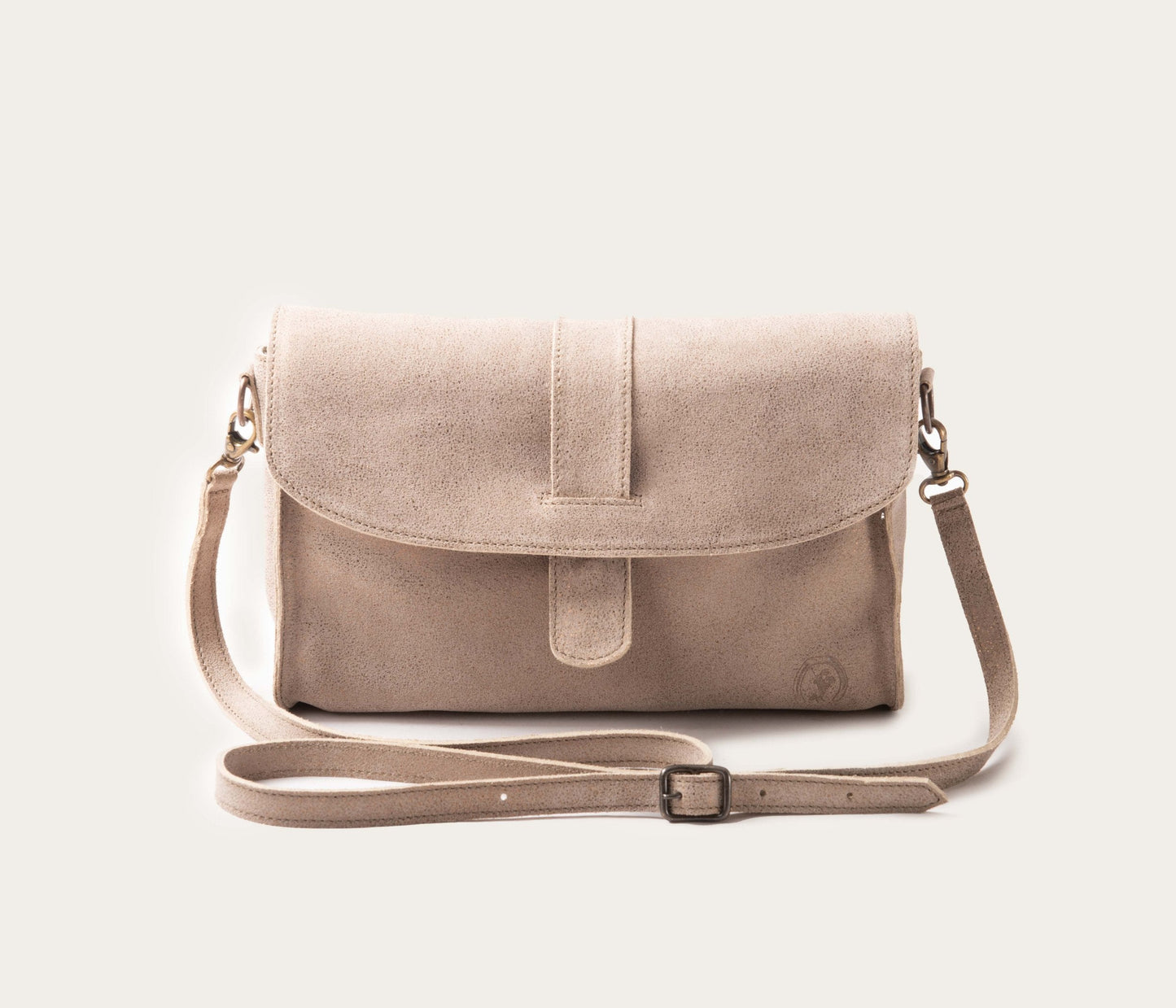 sac pailleté gris, petit sac bandoulière sur mesure, sac à bandoulière en cuir, sac à bandoulière pailleté, sac en cuir brillant, sac bandoulière personnalisable pailleté, la botte gardiane sac en cuir