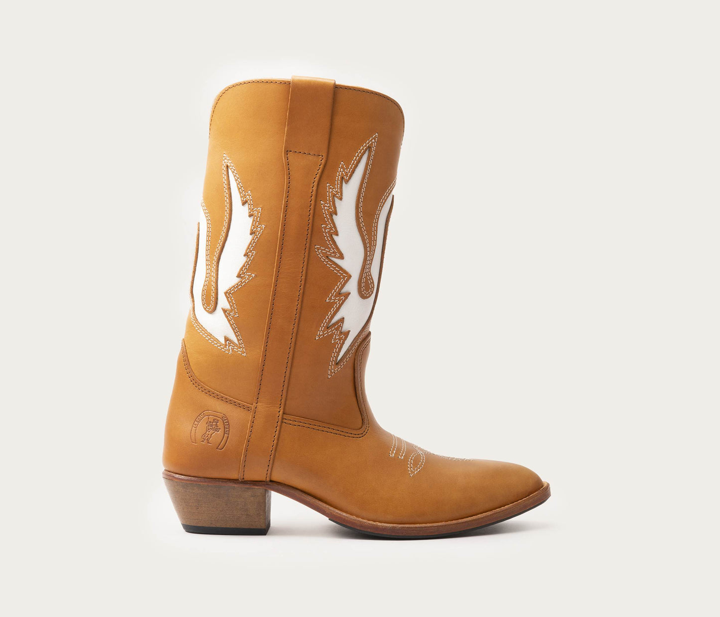 bottes, bottes santiags, botte santiag, botte counrty, la botte gardiane, santiags chaussures, , botte wester, santiag homme, santiag femme, botte western homme, botte made in France, botte naturel, santiago, santiag, botte style mexicaine, camarguaise, fabrication en occitanie, label epv, les santiags, belles santiag, , cowboys country, accessoires country, festival country