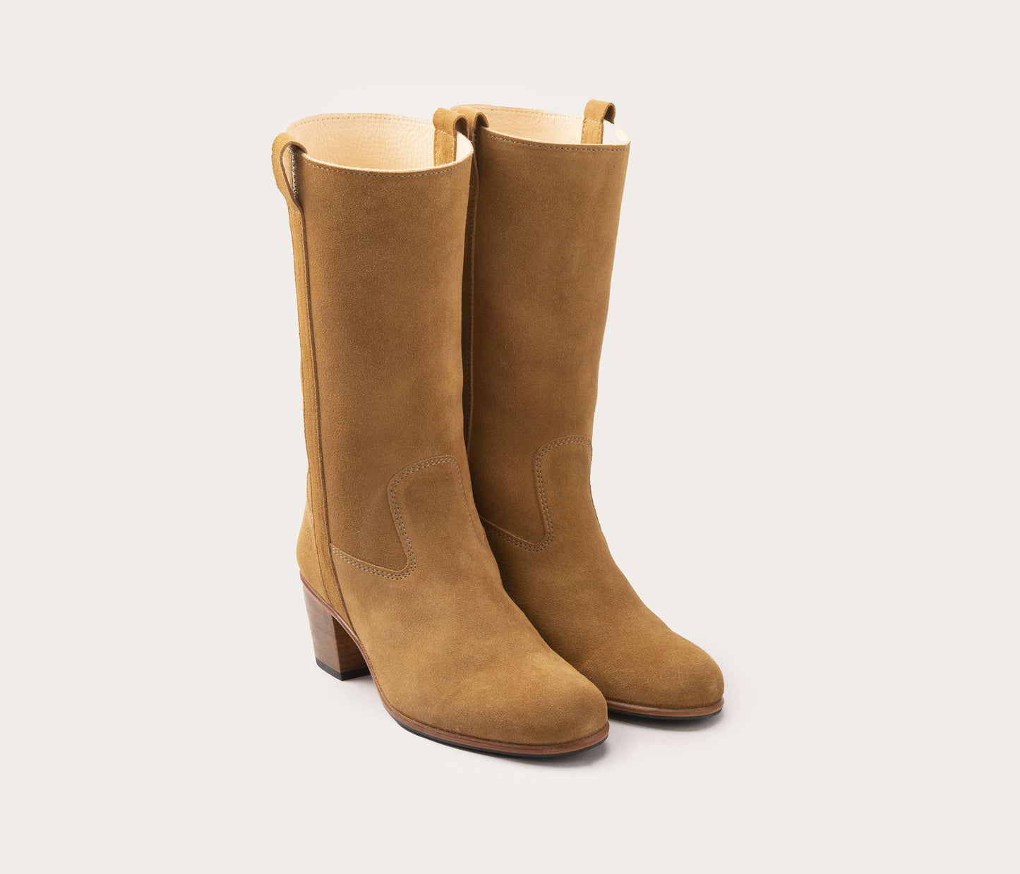 paire de botte à talon femme - paire de botte en daim - paire de botte en velours - paire de botte en velours havane femme - la botte gardiane paire de botte à talon simone - paire de botte à talon en cuir daim - paire de botte en cuir style camargue - paire de botte à talon style gardian
