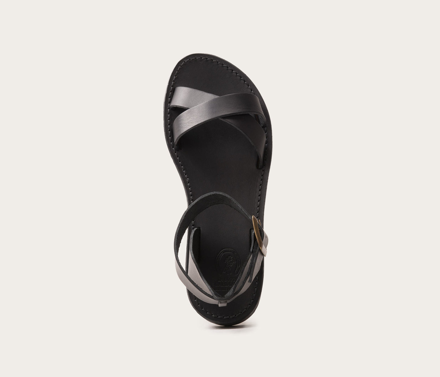sandale en cuir noir, sandales noires en cuir, sandales en cuir noir, sandale en cuir, sandale en cuir noir femme, sandale femme en cuir noir, sandale en cuir femme noir, sandales en cuir noir femme, atelier la botte gardiane