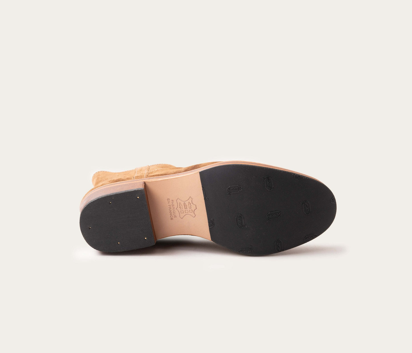 semelle en cuir, bottine vue de dessous, bottine en cuir velours