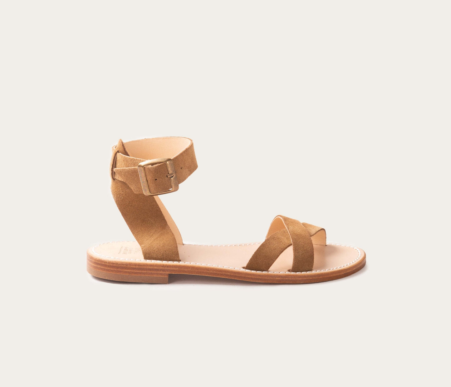 saint Ambroise la botte gardiane, sandale femme en cuir daim, sandale en velours, nu pieds en cuir velours, nu pieds femme en cuir daim, sandale femme en cuir, sandale camarguaise, sandale femme fabriquée en France, nu pieds avec bride croisée, Camargue chaussure, fabriqué en France, bride croisée sandale, cuir suede, sandale style les tropéziennes
