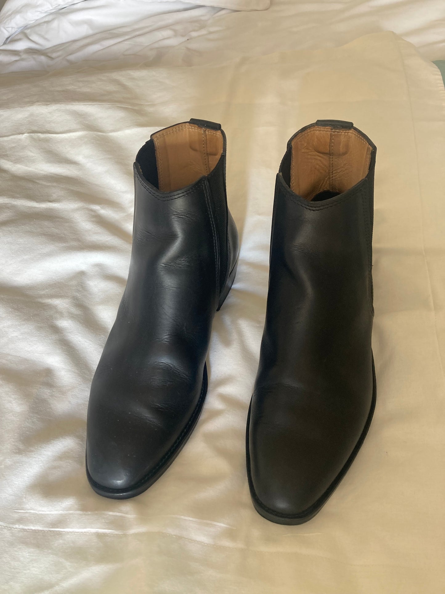 Black Béline Ankle Boots