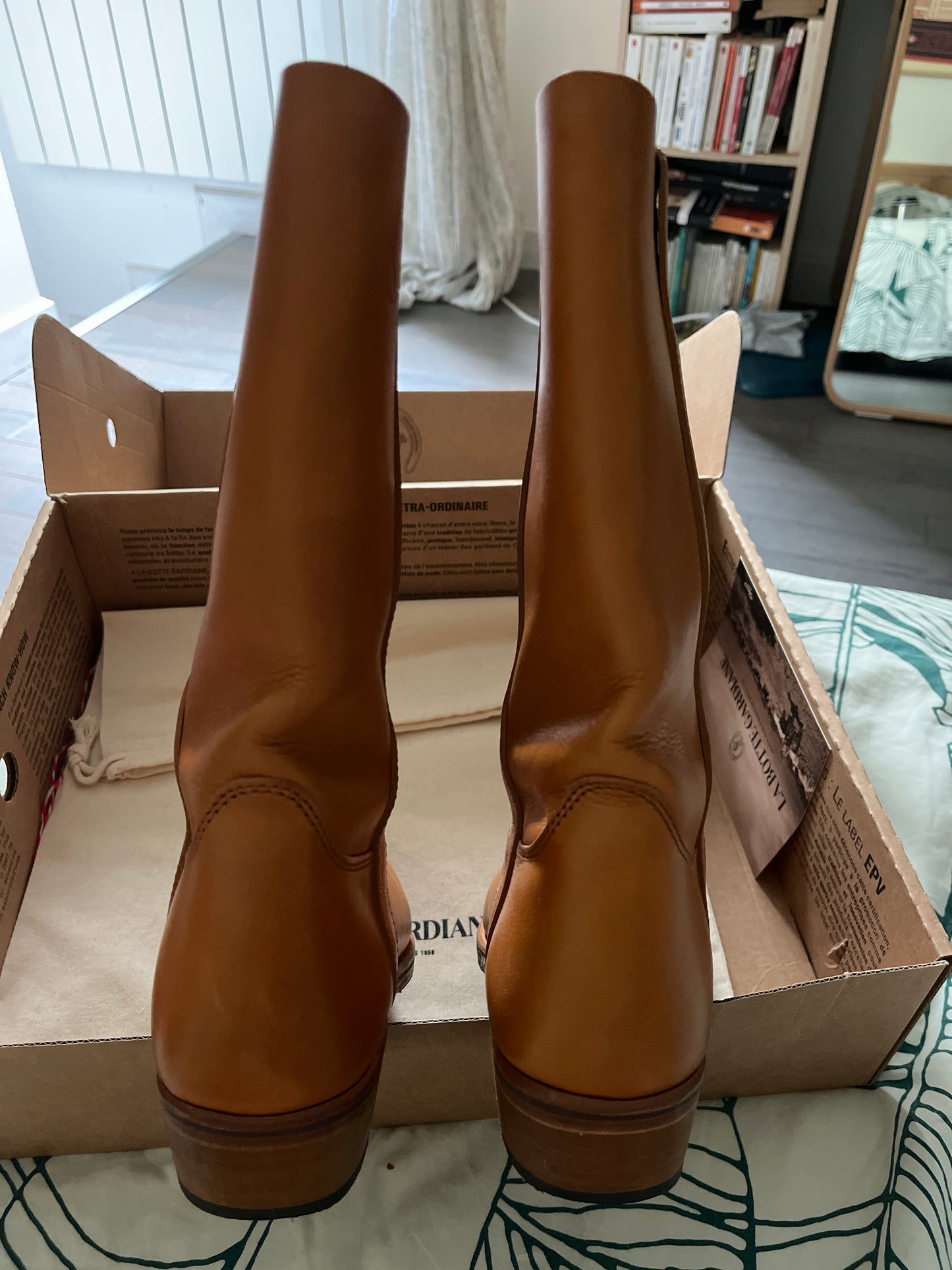 GARDIAN CAMARGUE BOOTS NATURAL