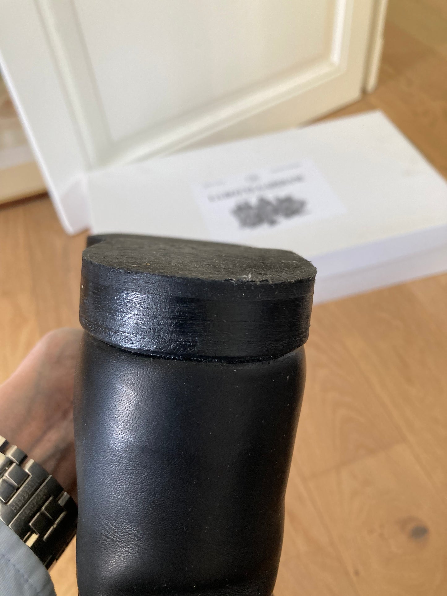 Riding boots without zip