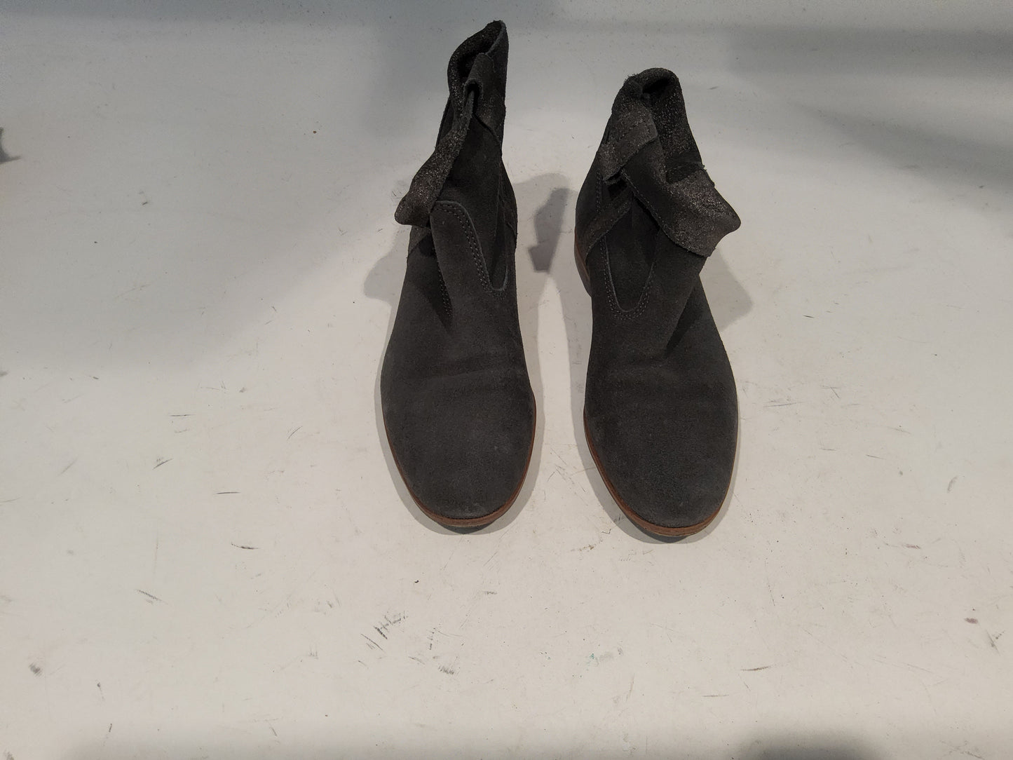 Elie ankle boots
