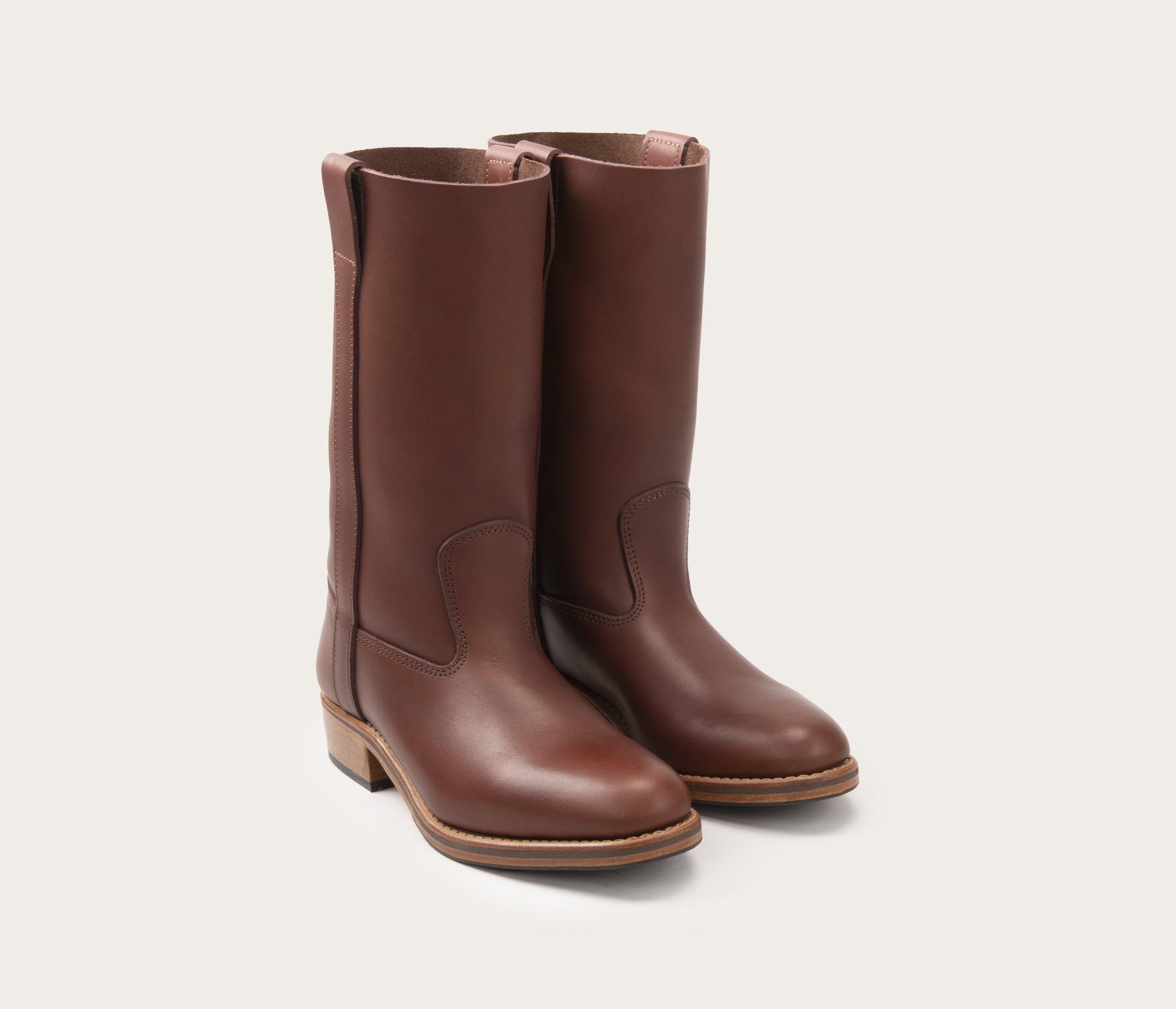camarguaise, la botte gardiane, la botte guardiane, bottes, botte marron, labottegardiane, botte femme, bottes femme, bottes gardian, la botte gardiane paris, labottegardiane site officiel, botte guardiane