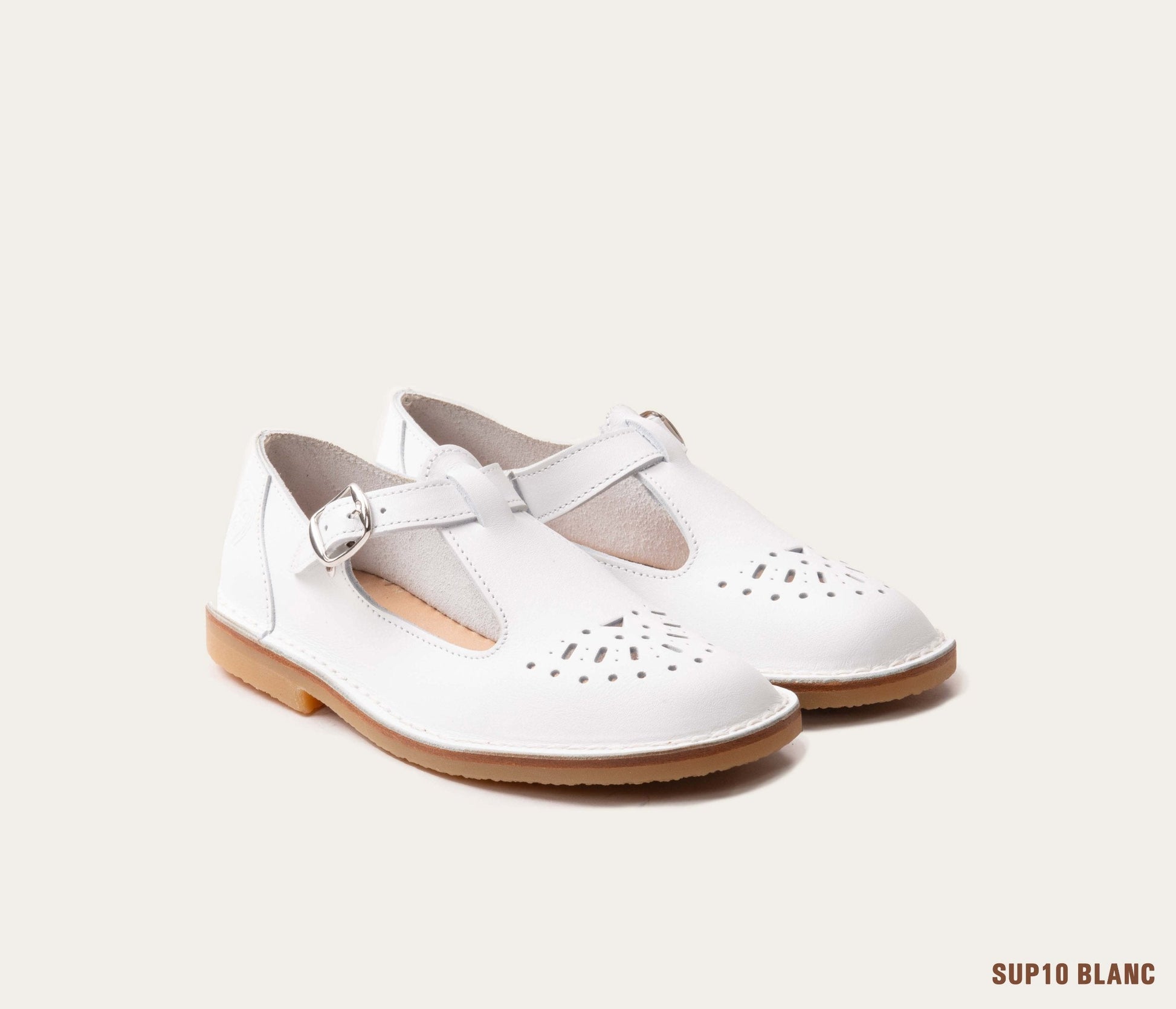 chaussure mixte en cuir, chaussure personnalisable, chaussure made in France, chaussure sur mesure, chaussure en cuir blanc, chaussure homme blanche