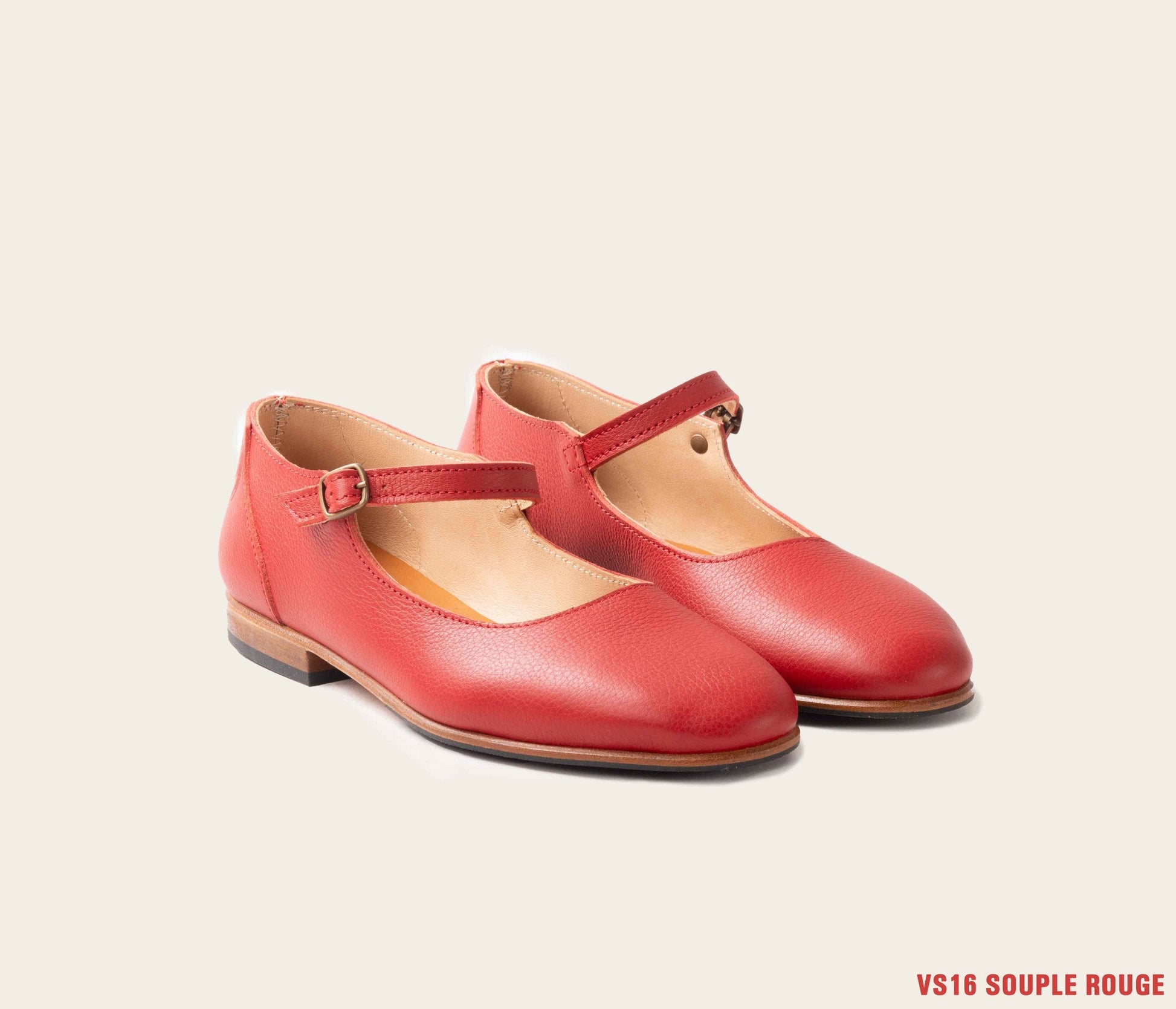 chaussures babies, bies rouge, babies cuir rouge, balerine lanière, ballerine rouge, ballerine made in france, la botte gardiane ballerine, babies chaussure femme, red shoes, chaussure rouge, maryjane rouge
