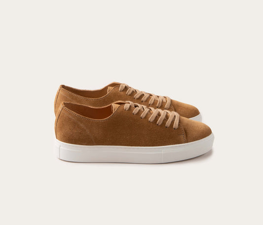 basket la botte gardiane, basket en cuir daim, basket en velours, basket en cuir velours couleur havane, basket camarguaise, basket fabriquée en France en cuir, basket en daim, basket suede, basket made in France, 