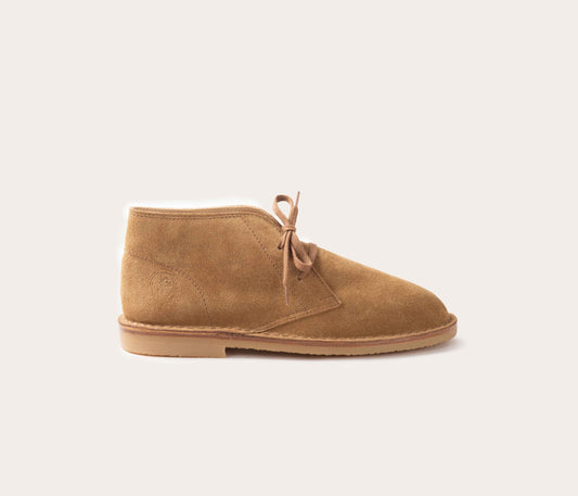 desertboots en cuir daim, deserboots homme en cuir havane, deserboots en velours homme, made in france, la botte gardiane modèle Camargue homme, botte gardiane camargue Homme