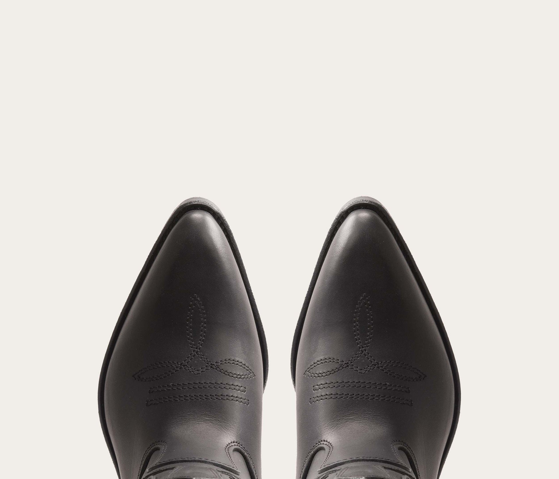 botte santiag, santiag homme, santiag femme, botte cowboy, botte style mexicaine, botte aventurier, botte vintage, fabrication botte, botte talon bizeauté, botte incrustation cuir, botte pointu, chaussure pointue, bottes pointu , botte pointu