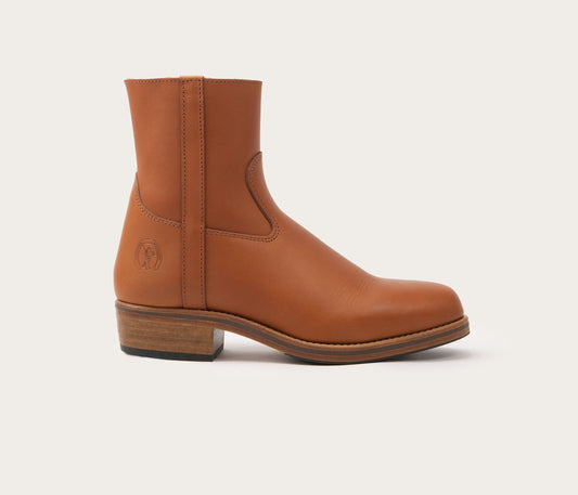 bottine fauve - boots fauve - bottine homme en cuir - boots homme en cuir fauve - boots la botte gardiane fauve - boots en cuir gras fauve - couleur fauve - cuir couleur fauve - camargue chaussures - boots de gardians zippées - bottines de gardian - boots homme de gardian à zip - boots camarguaise de gardian - made in camargue