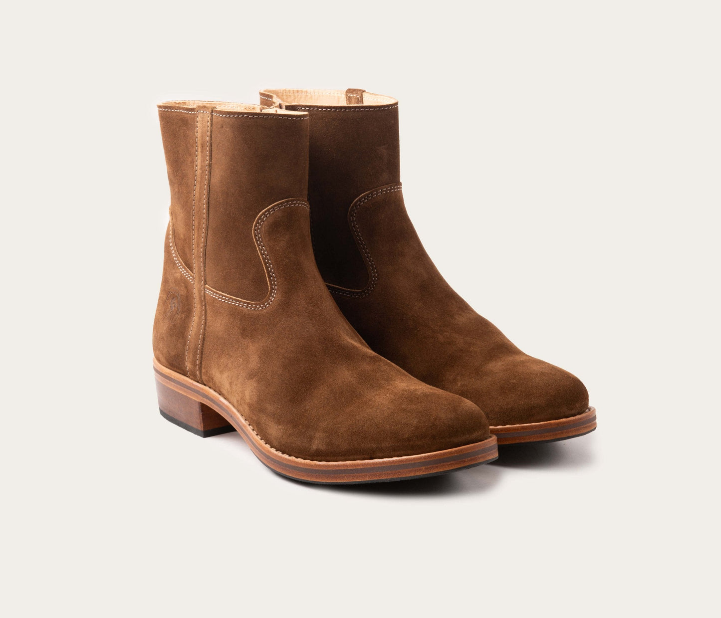 paire de bottine daim, paire de bottine en cuir homme, paire boots homme, ppaire de boots homme en daim, bottine en cuire, boots guardian homme, boots camargue, paire de boots en cuir daim, bottine paire 